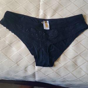 Panties size M lace bikini